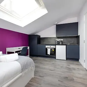  Apartment Altido Elegant Near The Meadows Großbritannien